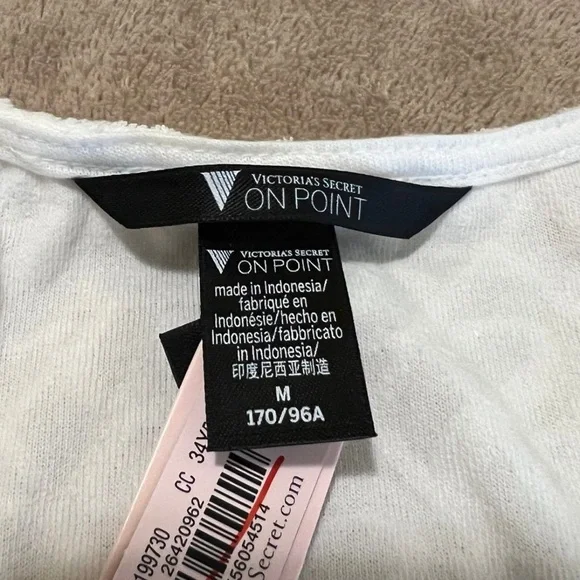 Victoria’s Secret On Point Tank Crop Workout top VS Size M - Picture 5 of 5